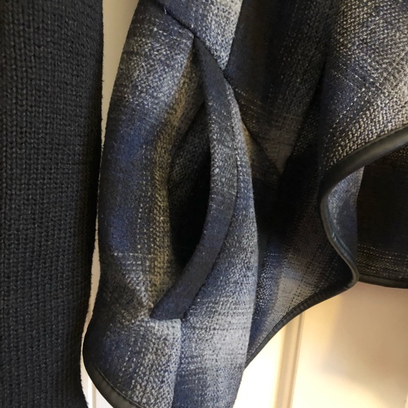 Navy Blue and Gray Sweater Jacket - Picture 7 of 13